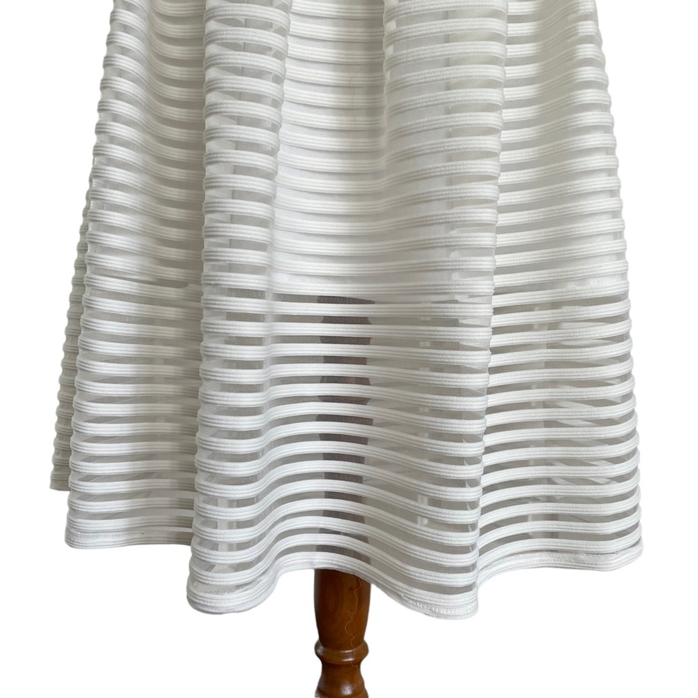 BLOSSOM Sz6 White high waisted midi skirt with sheer striped overlay - Picture 3 of 9